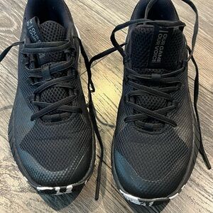 Under Armour Sneakers